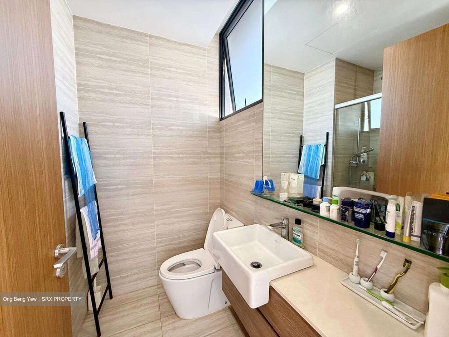 Sunrise Avenue (D28), Terrace #476912141